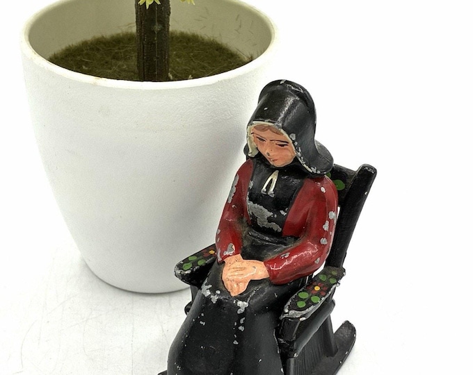 Vintage Cast Metal Amish Woman Rocking Chair Salt Pepper Shakers Folk Art