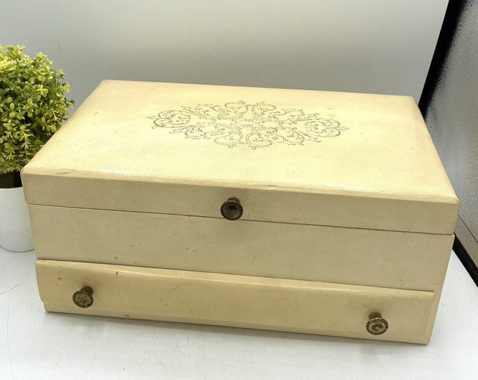 Vintage Lady Buxton Jewelry Box Cream Red Velvet Drawer Ring Roll Tray 1960s