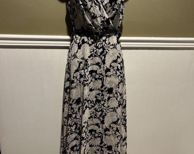 Tommy Hilfiger Navy Floral Chiffon Maxi Dress Sleeveless V-Neck Size 8