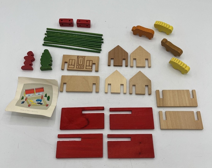 Vintage Toy Wooden Village Farm Barn Made In W Germany 30 PIECES Animals