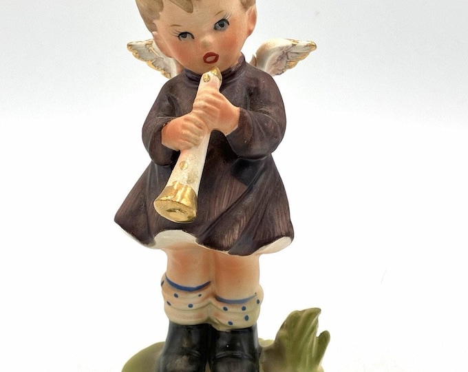 Vintage Napcoware Japan Angel Playing Horn Figurine C-8750 5.5”