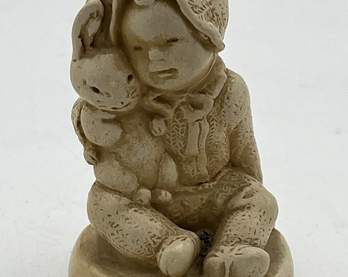 Vintage Rare HTF Catherine McCullough “Bunny boy” Figurine 3”