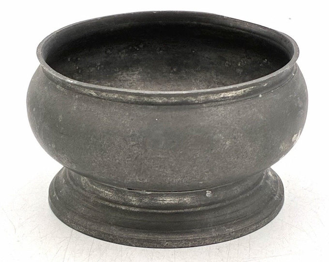 Vintage Stieff Williamsburg Restoration Pewter Open Salt / Footed Bowl CW 98-1