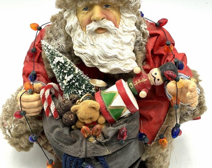 Vintage Santa Figurine Tangled Christmas Lights Toys Rustic Folk Art 7.5”