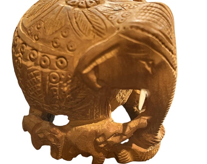 Vintage Hand Carved Wood Elephant Family Figurine Handmade Decor 2.25x2.25"