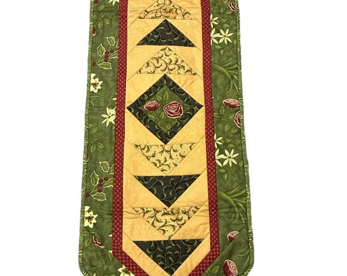 Handmade Quilted Christmas Table Runner Reversible Holly Rose Green Red 14x40