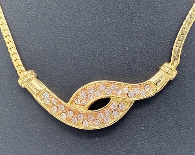 Vintage Gold Tone Herringbone Chain Necklace, Rhinestone Pave Twist Pendant, 18”