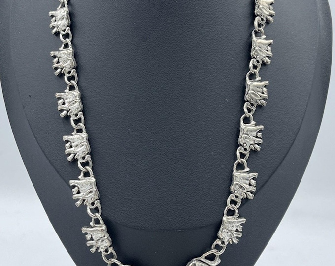 Vintage Silver Tone Elephant Beaded Necklace 19”