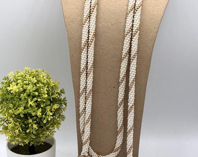 Vintage Faux Pearl Gold Bead Lariat Necklace Filigree Ball Ends 54 inch