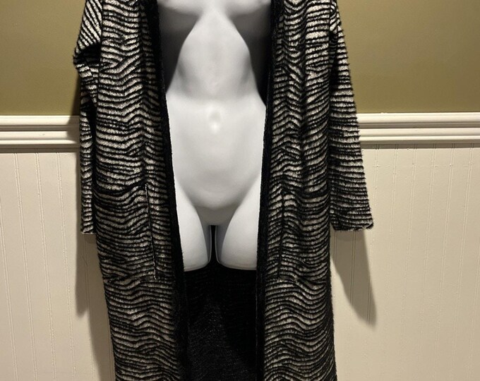 Catherine Malandrino Women's Duster Cardigan Size Small Zebra Print