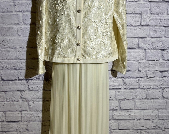 Vintage Nuit Union Made Cream Embroidered Skirt Suit Set Size 12