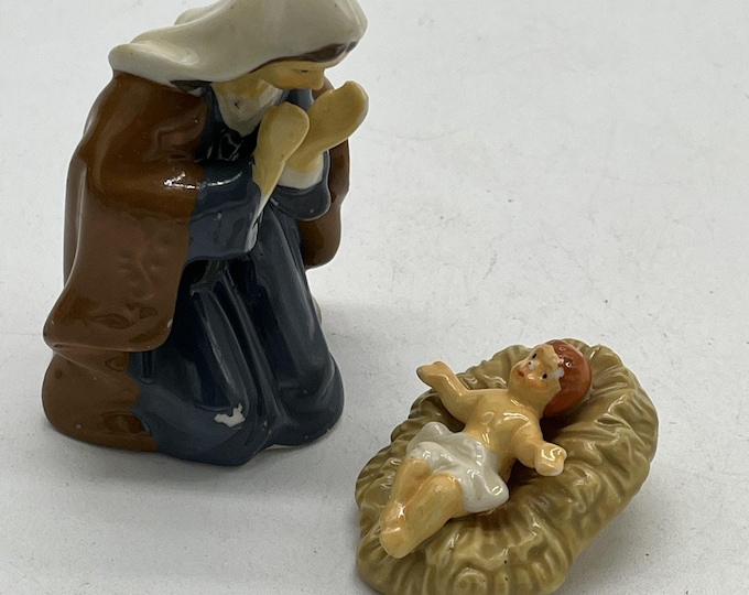 Vintage Ceramic Nativity Mary Kneeling Baby Jesus Manger Figures 3 Inch
