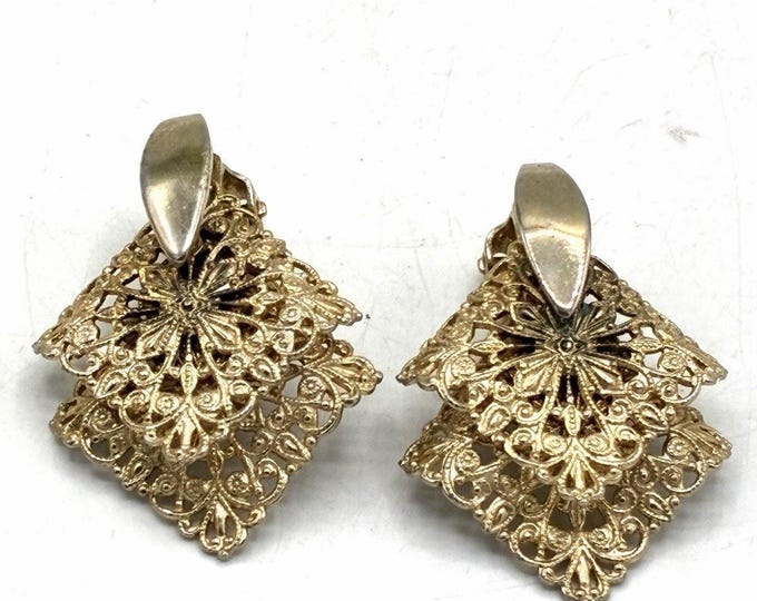 Sarah Coventry Vintage Gold Tone Filigree Diamond Shape Clip Earrings