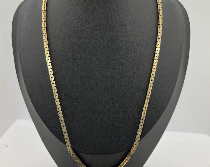 Vintage Sarah Coventry Gold Tone Geometric Square Link Necklace 17 Inch