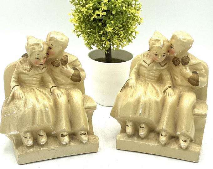 Vintage Chalkware Kissing Couple Bookends – Victorian Boy & Girl Pair AS‑IS 5”