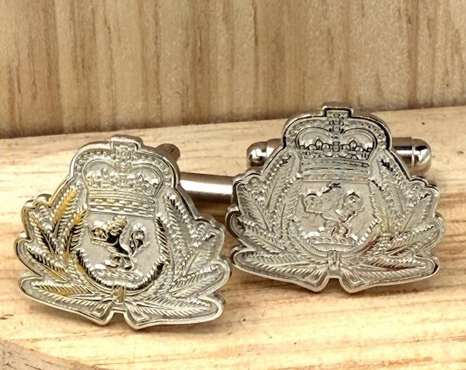 Vintage Silver Tone Heraldic Cufflinks Crown Rampant Lion Scottish Crest Wreath