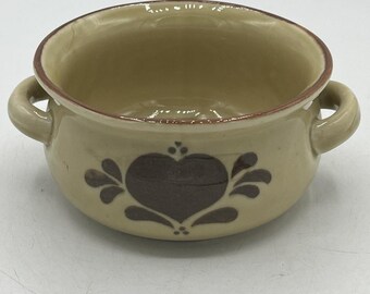 NCE 1985 Stengods Dubbelhandtag Soppskål Lerkruka Brunt Hjärta 11 cm Vintage