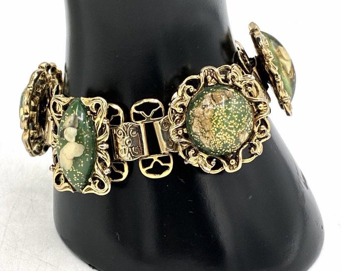 Vintage Goldtone Green Gold Foil Art Glass Cabochon Filigree Panel Bracelet