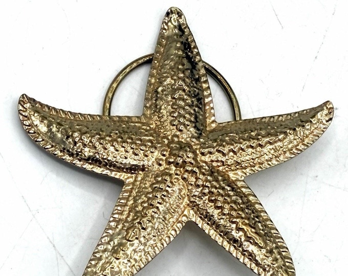Vintage Gold Tone Starfish Scarf Clip Nautical Coastal Sea Star Textured 2"