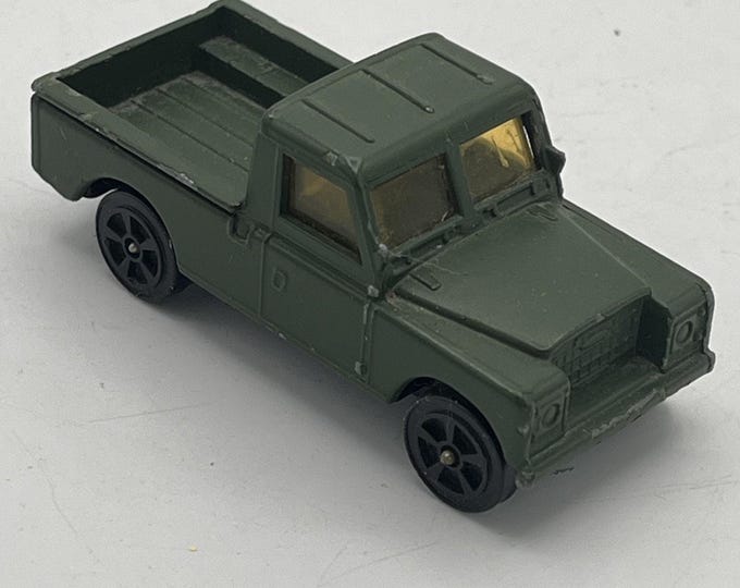 Vintage Corgi Juniors Whizzwheels LAND ROVER Green Truck Fun Old Collectible Toy