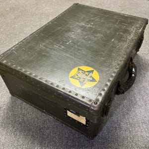 Oshkosh Seapack Suitcase U.S. Navy Aviation WWII 20x14x7 Mini