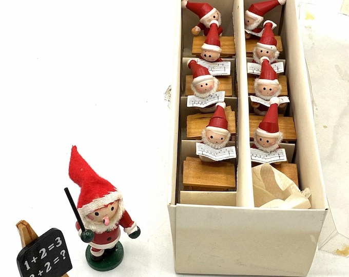 Vintage Oriental Trading Co Christmas Classroom Elves Teacher School Decor