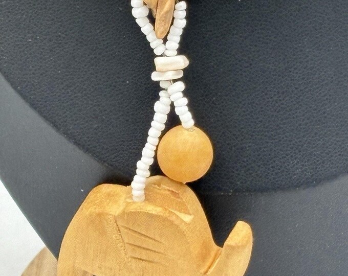 Vintage Carved Wood Elephant Pendant Necklace Shell Seed Bead Boho 18 Inch
