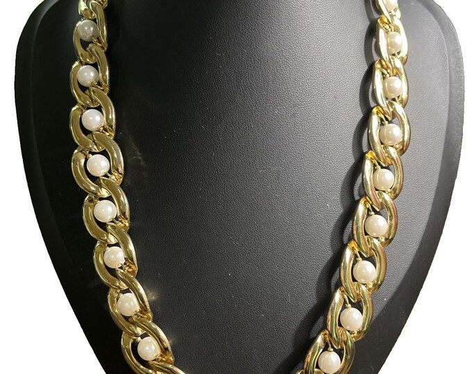 Chunky Gold Tone Curb Chain Caged Faux Pearl Necklace 80s Statement Collar 18"
