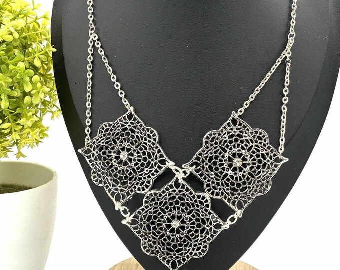 Silver Tone Filigree Statement Necklace Rhinestone Medallion Floral 20”