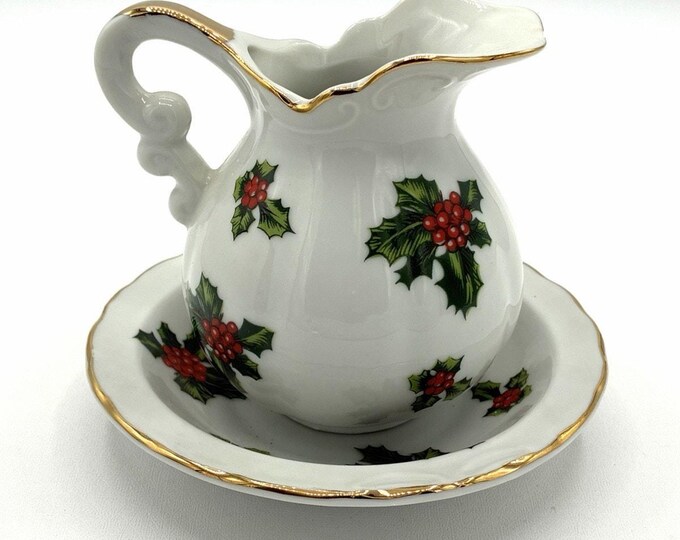 Vintage Lefton Christmas Holly Miniature Pitcher and Wash Basin Set, Japan 7940