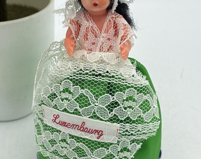 Vintage Luxembourg Souvenir Doll Sleep Eyes Lace Costume 5” Folk Doll