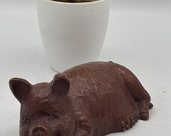 Vintage Red Mill Mfg Reclining Pig Figurine Pecan Shell Resin 5 Inch Collectible