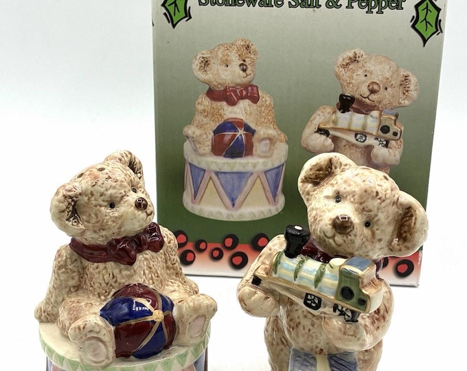 Vintage Christmas Teddy Bear Stoneware Salt Pepper Shakers NOS Original Box