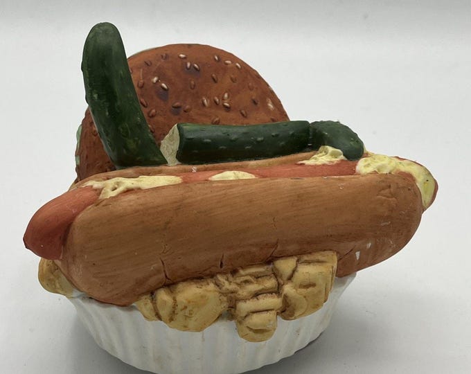 Vtg 1987 Aldon Novelty Hotdog Hamburger Pickle Music Box Plays my Favorite Thing