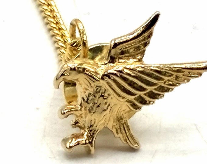 Vintage Gold Tone Eagle Tie Tack Pin Chain Patriotic Mens Jewelry