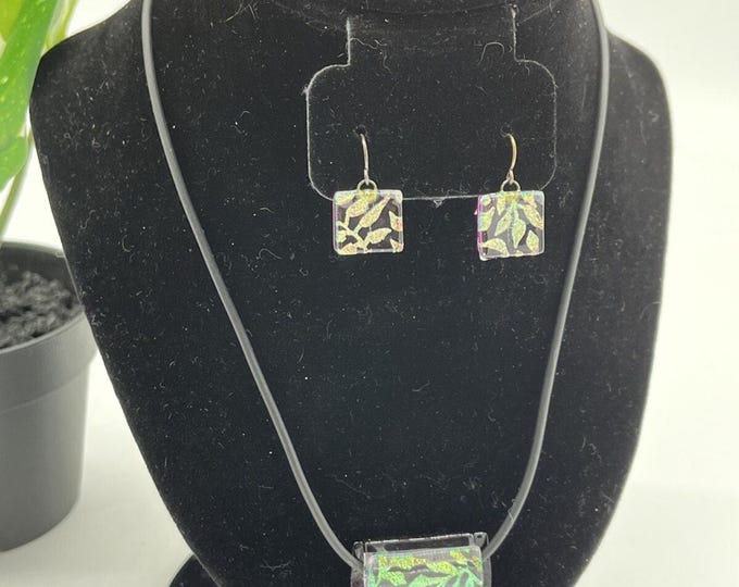 Wine Silver Fused Dichroic Art Glass Matching Pendant / Earrings Set Leaves 16”