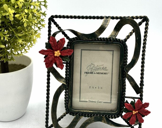 Vintage Dennis East Christmas Picture Frame Metal Poinsettia Holiday 2.5 X 3.5”