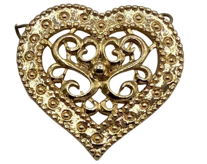 Vintage Gold Tone Filigree Heart Pendant Scroll Beaded Edge Necklace