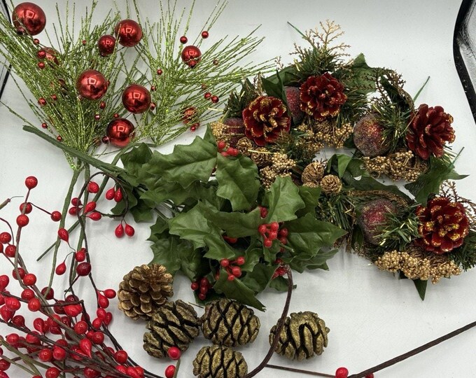 Christmas Floral Craft Lot Red Berries Pinecones Greenery Picks Wreath DIY
