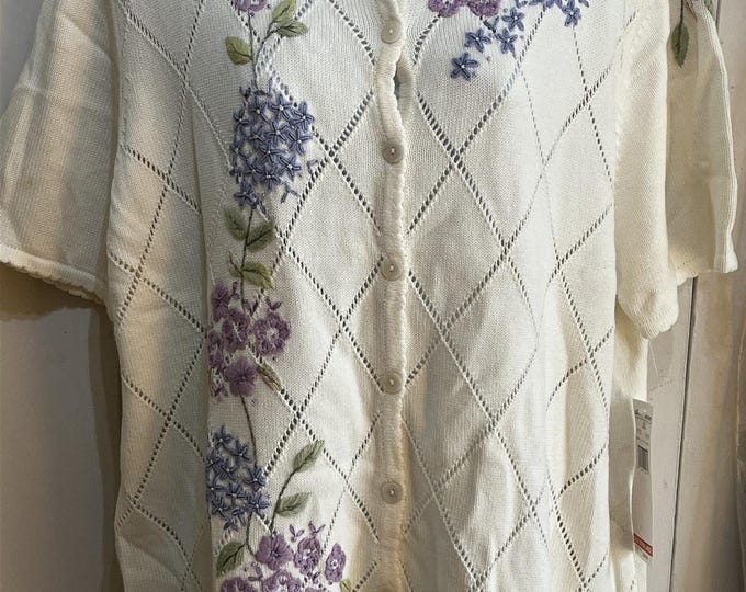 NWT Vintage Alfred Dunner XL Cream Embroidered Cardigan Flaw Sleeve