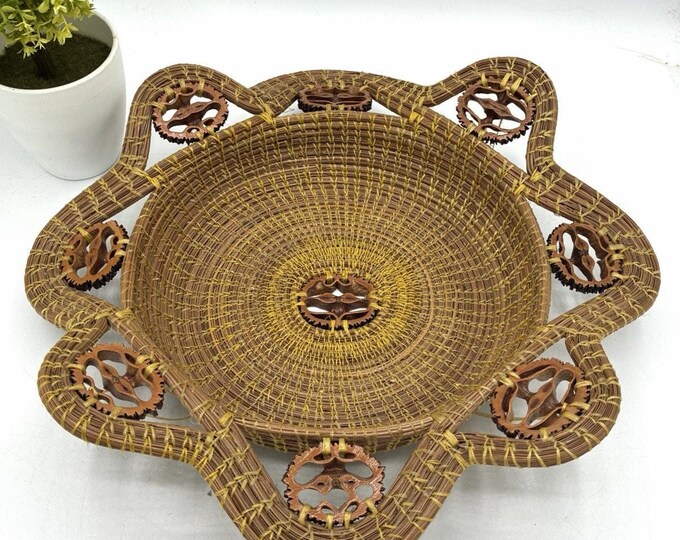 Vintage Handwoven Coiled Basket – Folk Art Tray with Seed Pod Accents 11 Inch