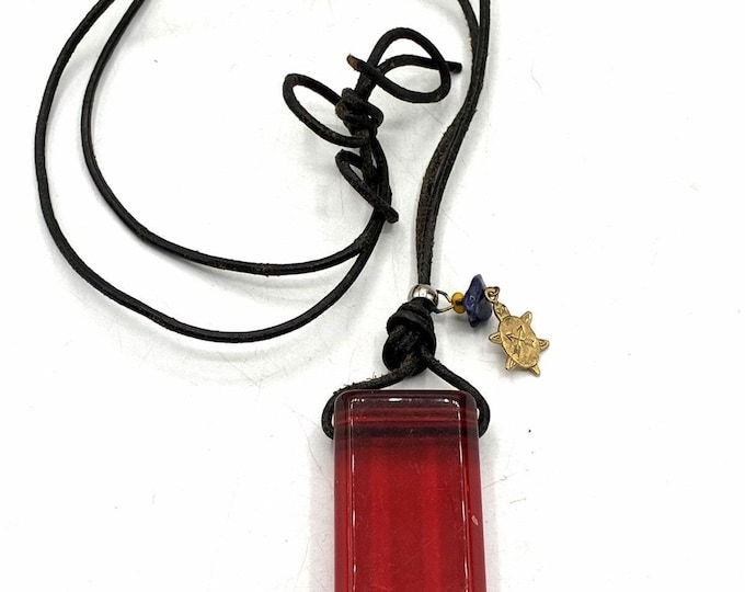 Red Lucite Acrylic Pendant Necklace Leather Cord Turtle Arrow Charm 24”