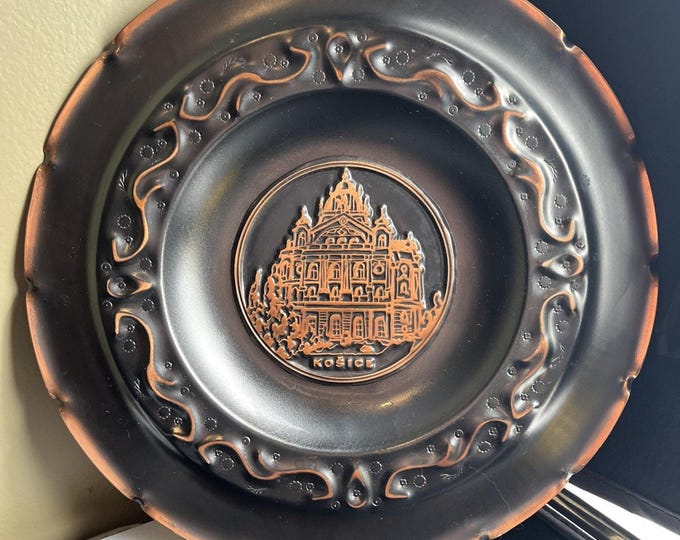 Vintage 10” Metal Copper Plate Kosice Slovakia Wall Hanging Decorative Souvenir