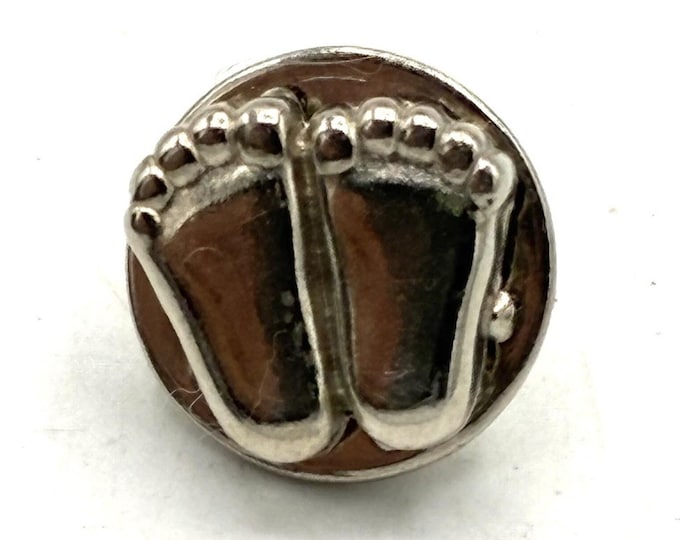 Vintage 1979 V. Evers Precious Feet Baby Pin Silver Tone Signed Dated
