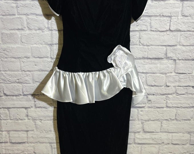 Vintage Alfred Angelo Velvet Dress 11/12 • Union Made • Satin Waist Rose READ