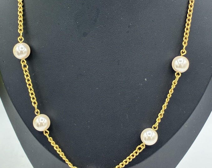 Gold Tone Faux Pearl Station Necklace Curb Chain Vintage Unsigned 18"