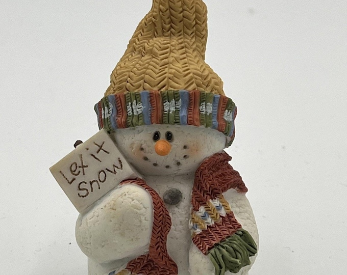 Sarah's Attic Snowonders Capper Snowman Figurine January 1998 Vintage