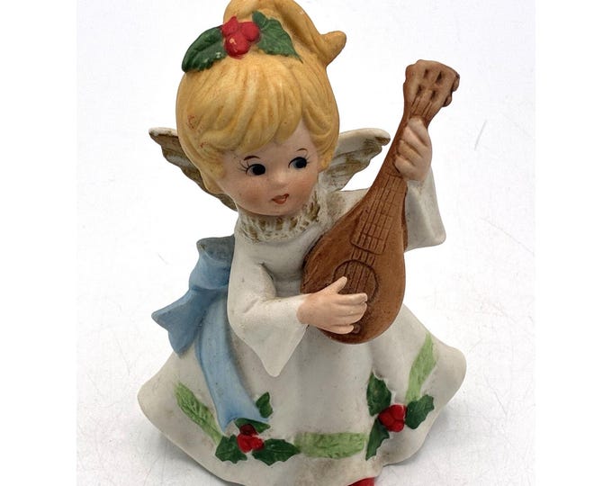 Vintage Homco Christmas Angel Figurine Mandolin Holly 4.5 Inch #5551
