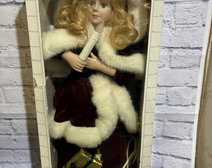 Telco Motion-ettes Christmas Animated Illuminated Caroler Figure Works 24” IOB
