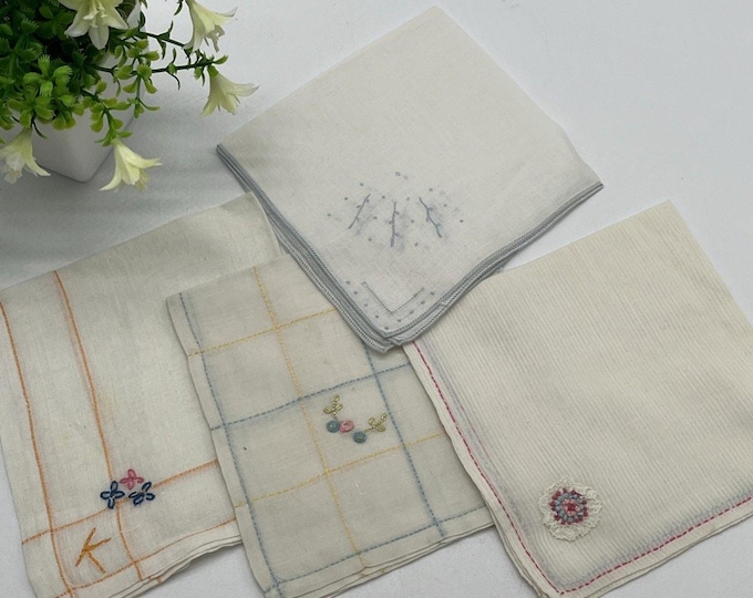 Lot Of 4 Vintage Hand Embroidered Floral Hankies Samplers Lovely!